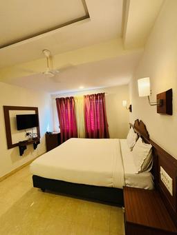 Hotel Sandalwood Inn in Bangalore