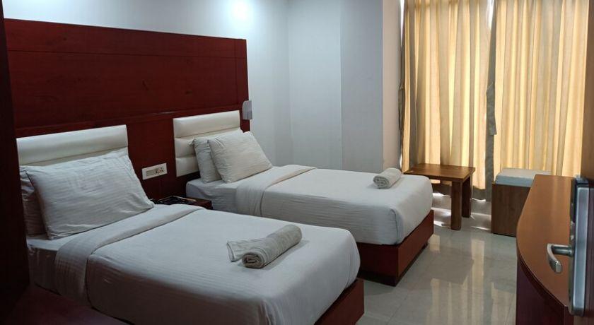Hotel Autumn Crocus in Guwahati