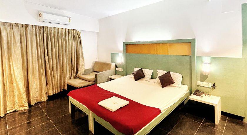 Hotel Twins in Thane