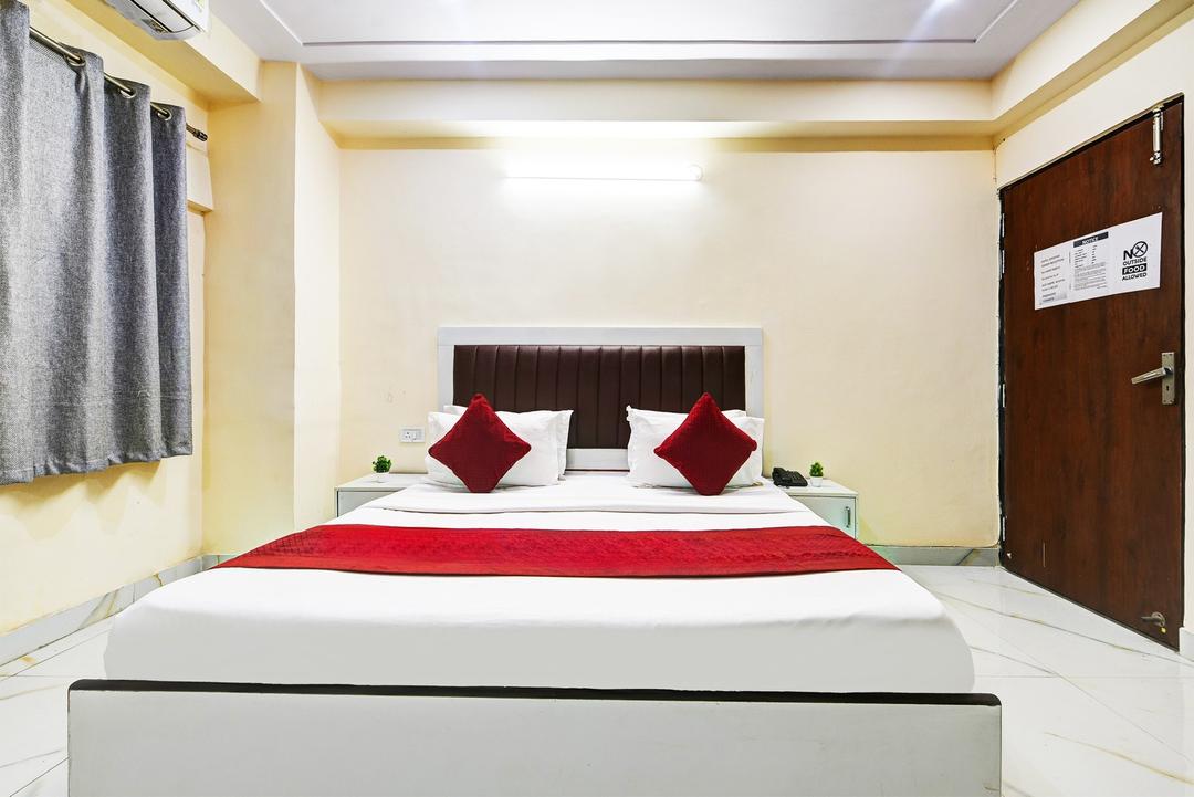Hotel Krishna Tower in Delhi