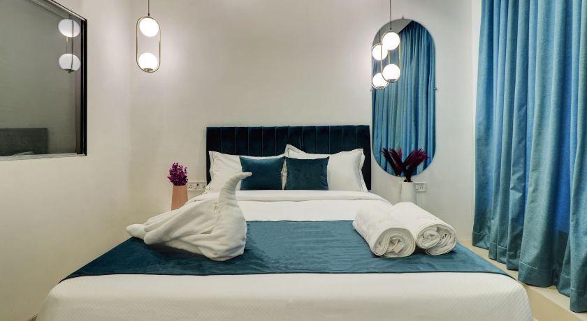 Hotel Aura in Thane