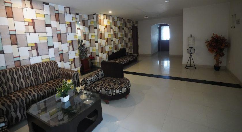 Hotel De Castle Inn in Chennai