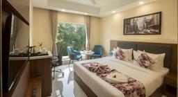 Hotel Luxe Opera NH8 in Delhi