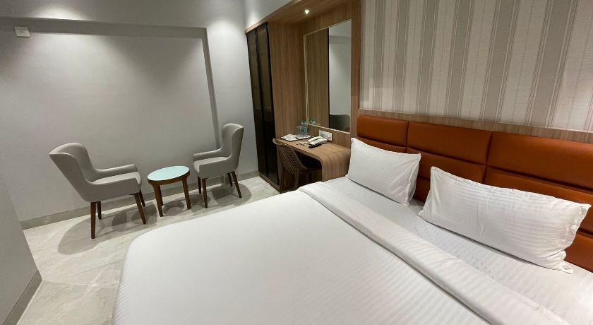 Hotel The West Coast in Vasai Virar
