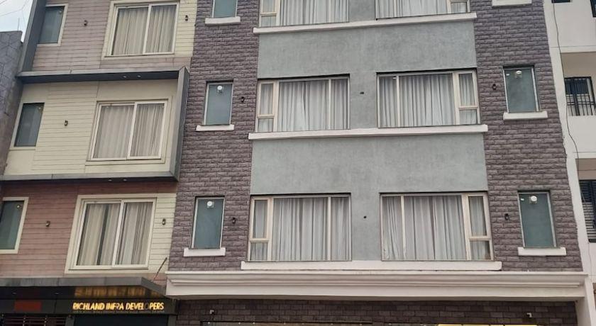 Hotel Dreamland Inn in Zirakpur