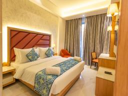 Shera Hotels and Banquets in Navi Mumbai