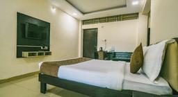 Shri RamKrishna Baag Hotel in Indore