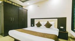 Shri RamKrishna Baag Hotel in Indore