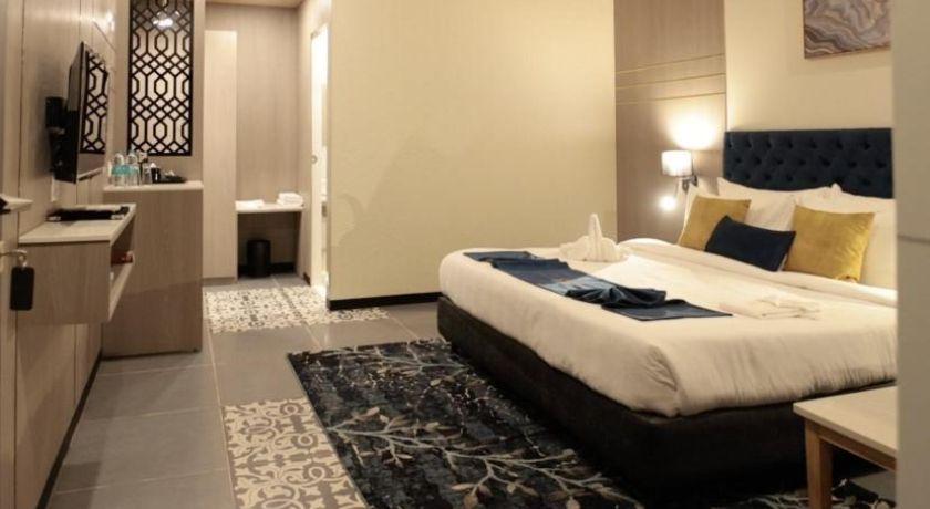 Meritas Seawind Beach Resort in Shrivardhan