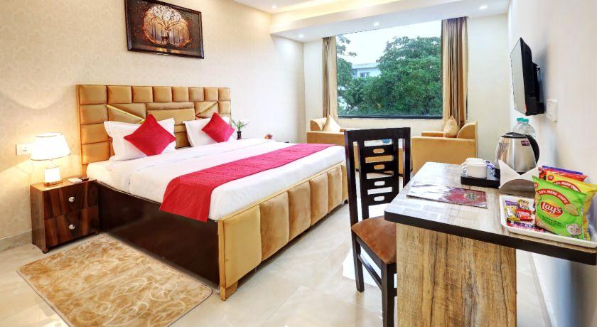 Hotel Golden Era in Noida