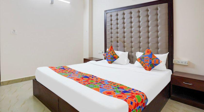 Leo Grand Hotel in Bangalore