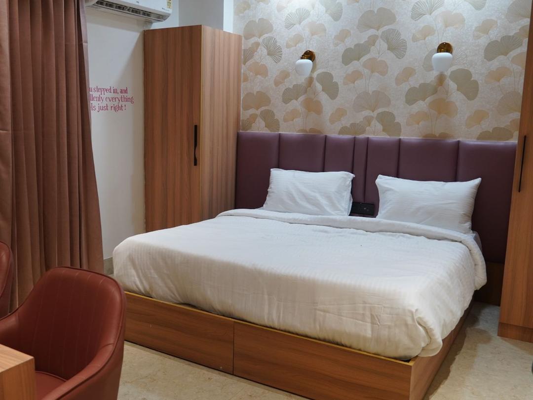 Orsom Stays & Suites in Gurgaon