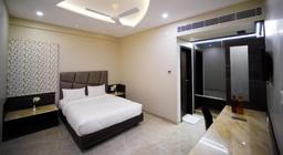 Sun Shine Hotel in Bangalore