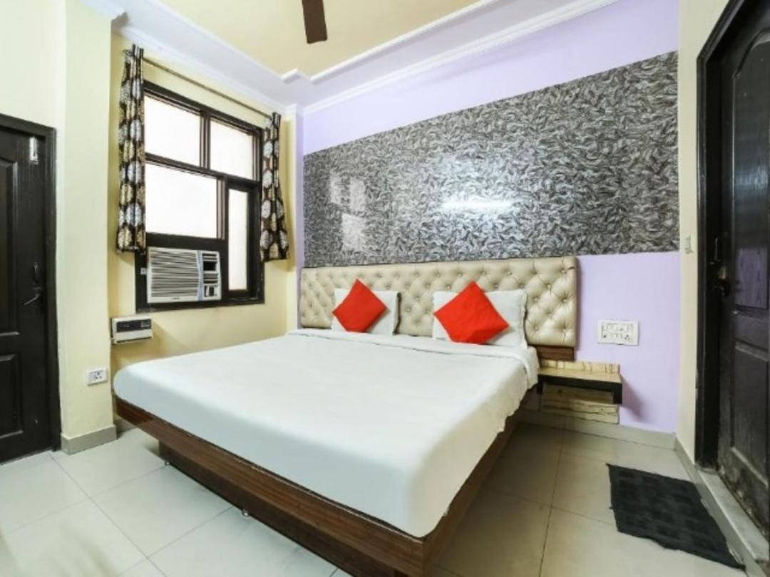 Hotel Radha Krishna in Delhi