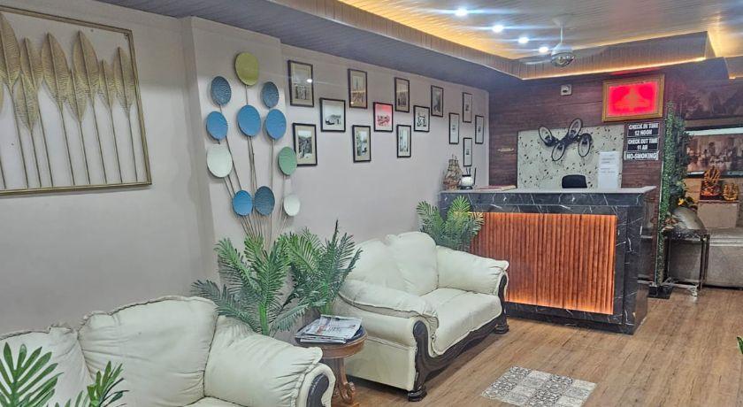 Linda Inn in Delhi
