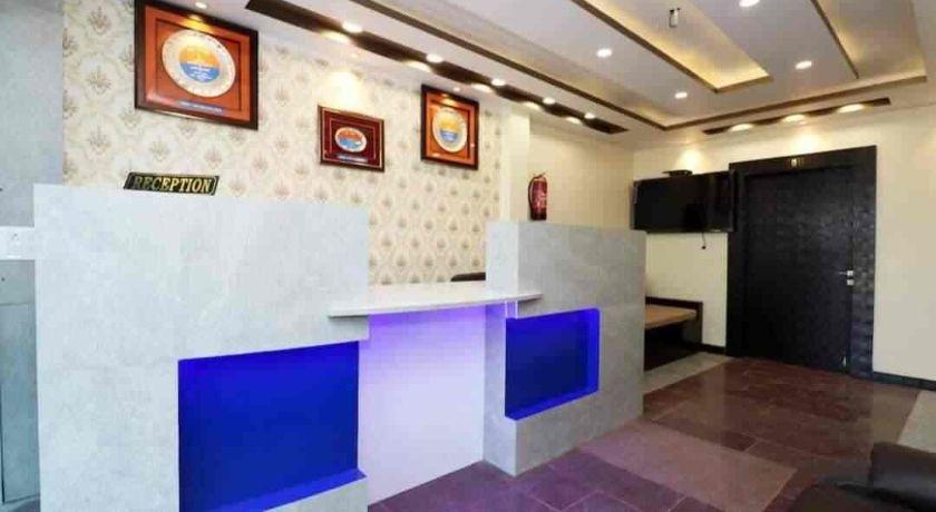 SR Hotel in Lucknow