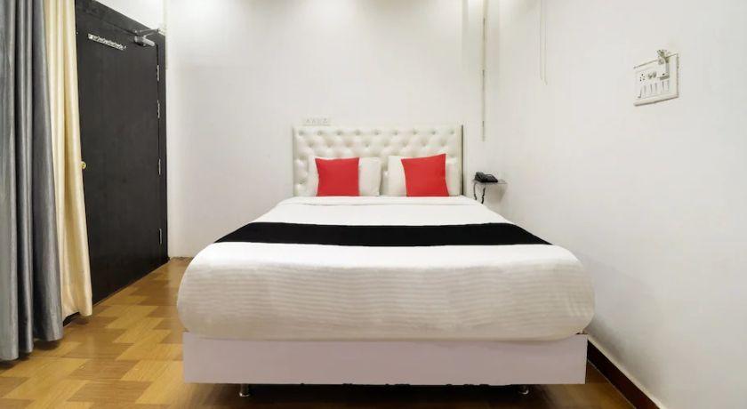 SR Hotel in Lucknow