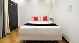 SR Hotel in Lucknow