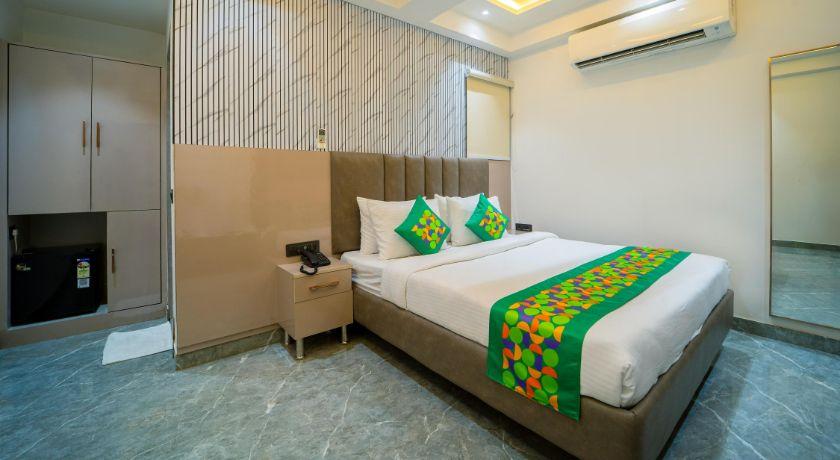 Hotel Gemstone in Delhi
