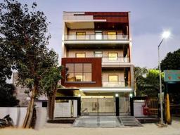 Hotel Elite Grand in Noida