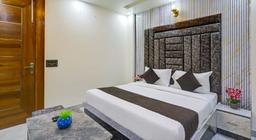 Hotel Downtown in Noida