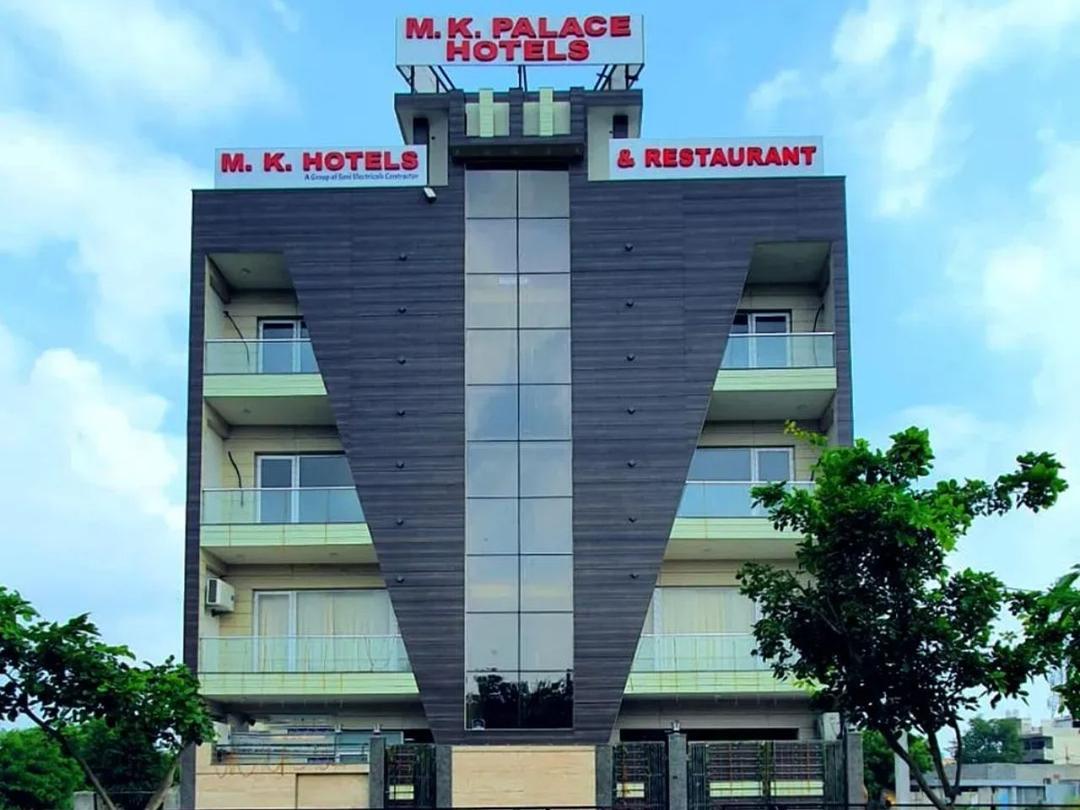MK Hotels in Noida