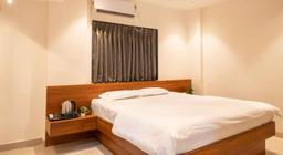 Majestic Inn in Pune