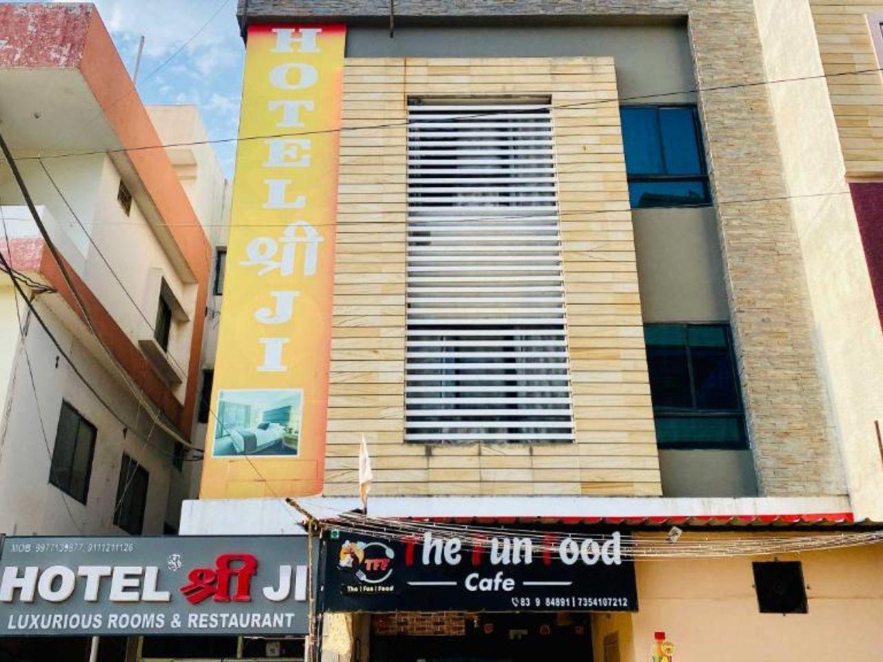 Hotel Shree Ji in Indore