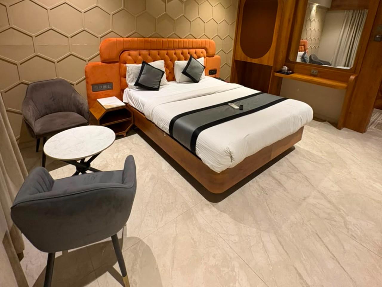 Hotel Regalia Suites in Navi Mumbai