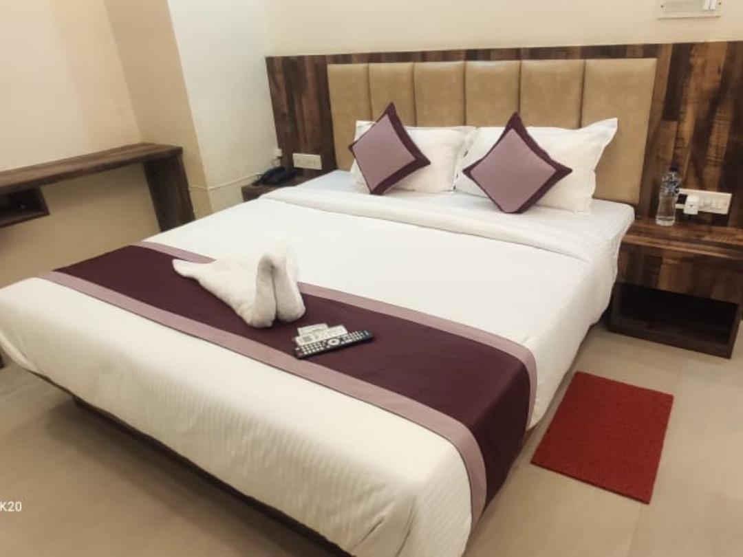 White Castle Hotel in Kolkata