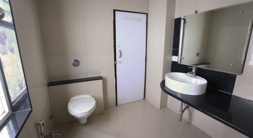Hotel Paradise in Indore