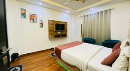 Hotel Royal Palace in Delhi