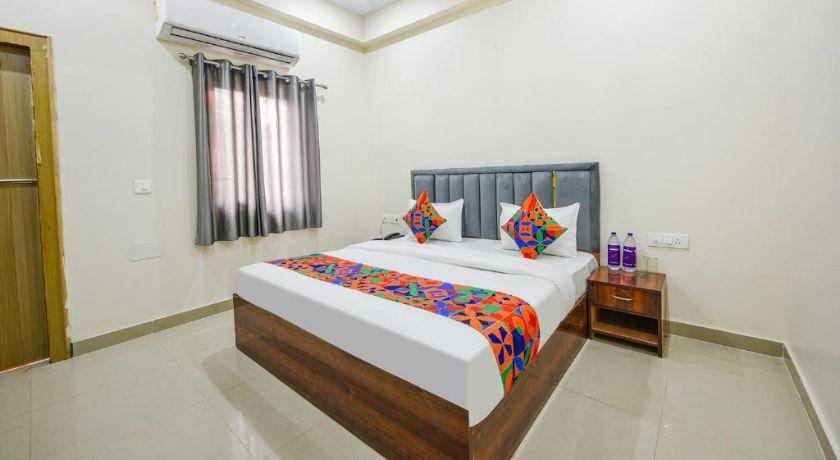 Palm Paradise in Noida