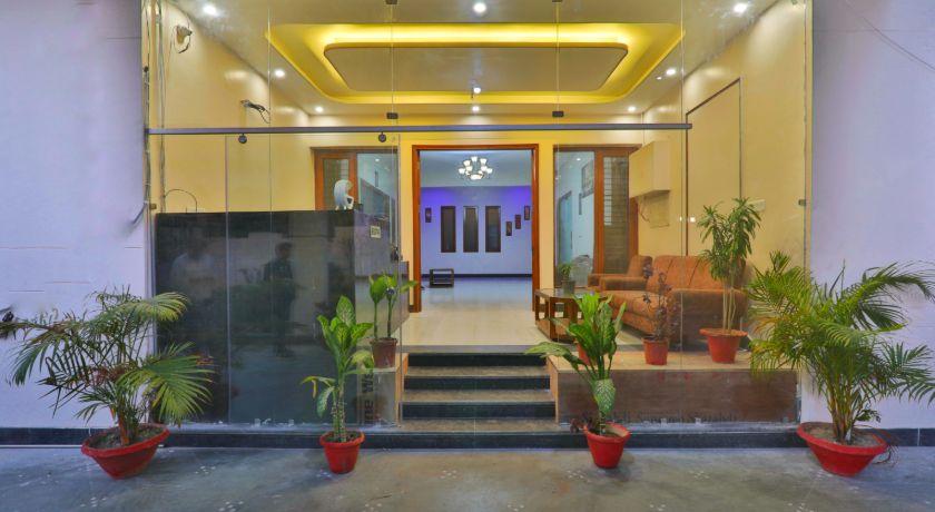 HL Grand in Lucknow