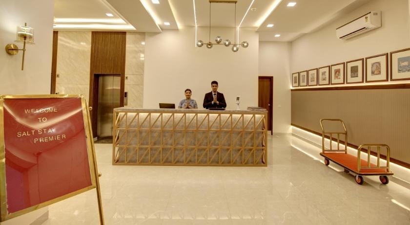 Saltstayz Premier - Golf Course Extension Road in Gurgaon