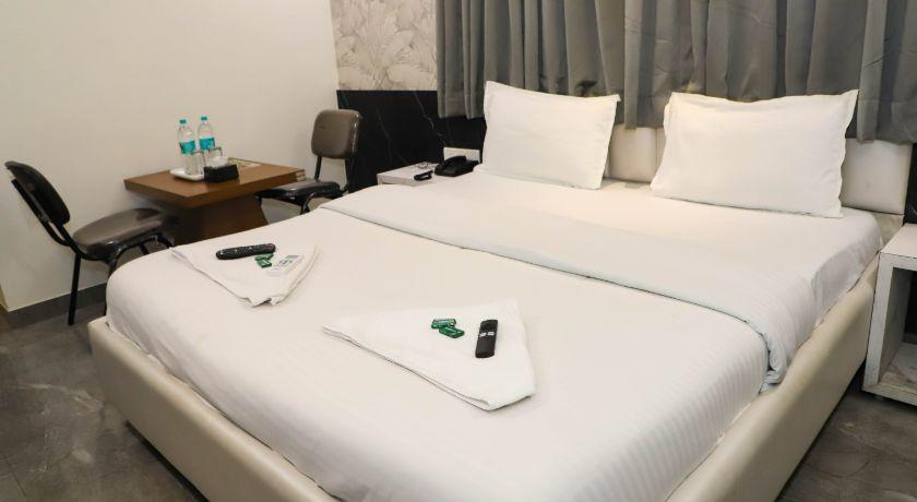 Hotel PNP Royal in Thane
