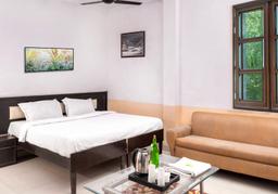 Sunrise Inn in Noida
