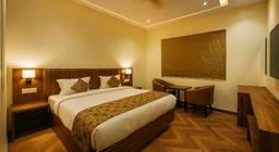 Hotel Ekas in Lucknow