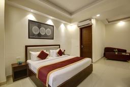 Hotel La Mirage Suite in Noida