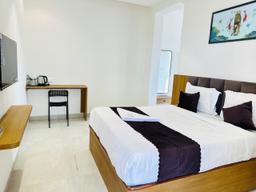 Innzoy Hotels - DLF Road in Hyderabad