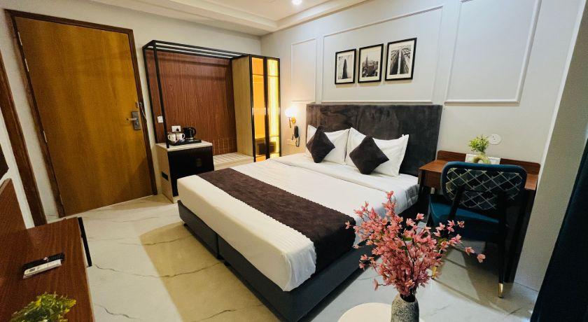 Saltstayz Premier- Arjun Marg in Gurgaon