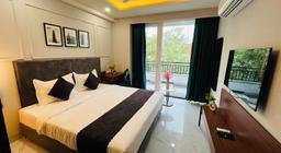 Saltstayz Premier- Arjun Marg in Gurgaon