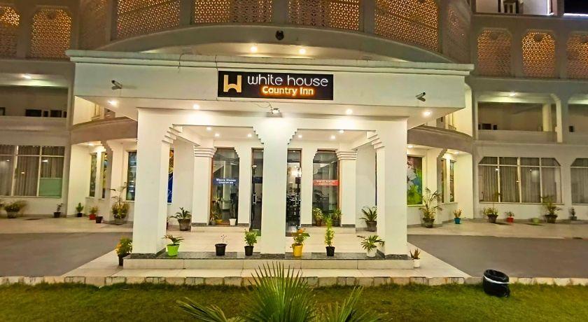 White House Country Inn By Pearl in Jhajjar