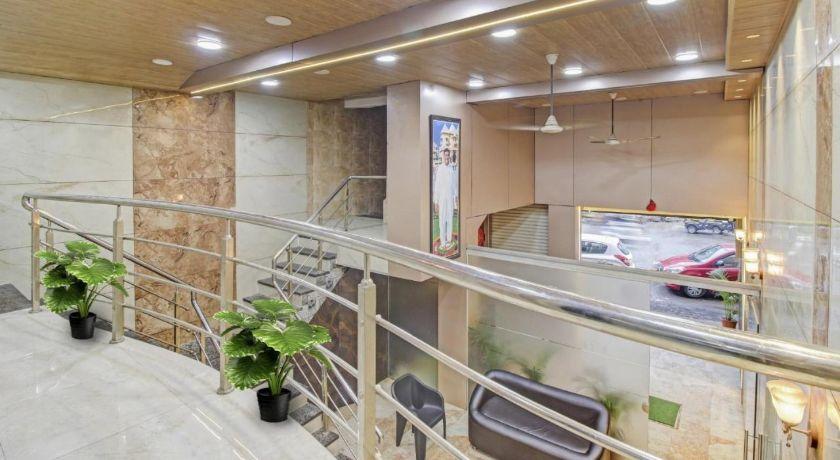 Super Hotel O Ambedkar Chowk Ulhasnagar in Thane