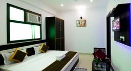 Hotel Taj Niwas in Agra