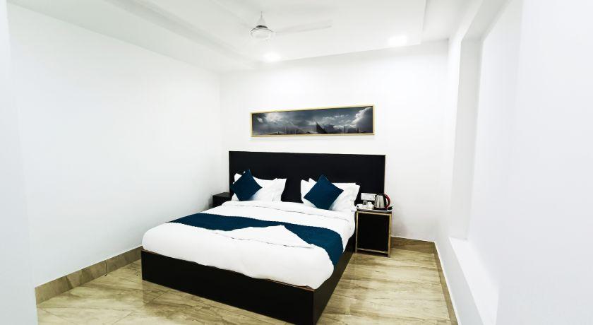 Hotel Corner View in Delhi