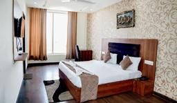Hotel Thames in Zirakpur