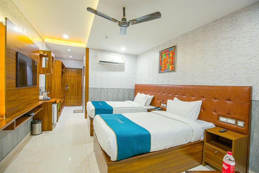 Hotel Helios in Zirakpur