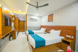 Hotel Helios in Zirakpur