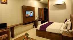 Hotel Helios in Zirakpur